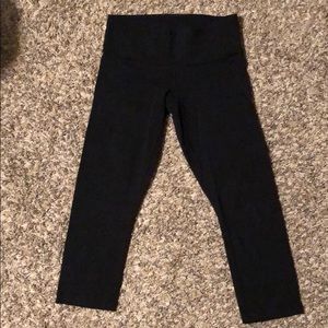 Lululemon Black Wunder Under Capri